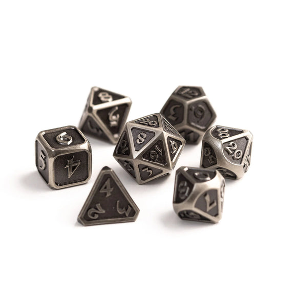 Die Hard Dice: Mythica Battleworn Silver Polyhedral Dice Set (7)