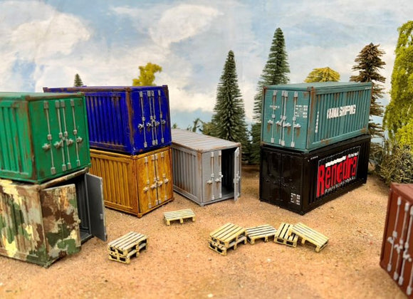 Shipping Containers & Pallets (20')
