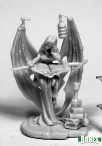 Reaper 77491: 2015 Kickstarter Sophie - Dark Heaven Bones Plastic Miniature