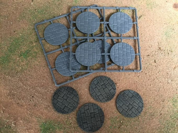 50mm Round Plastic Bases: Paved (8)